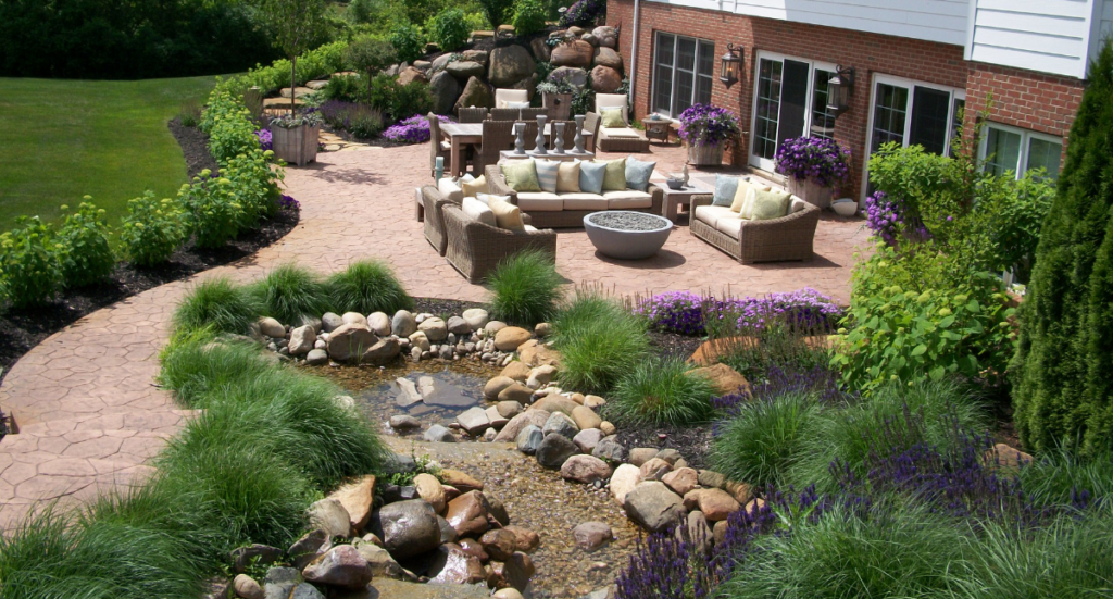 5 Tips for Creating a Backyard Oasis